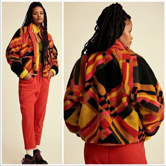Free People Jackets & Blazers - Free People Hit The Slopes Jacket Geometric Print Size large NWT